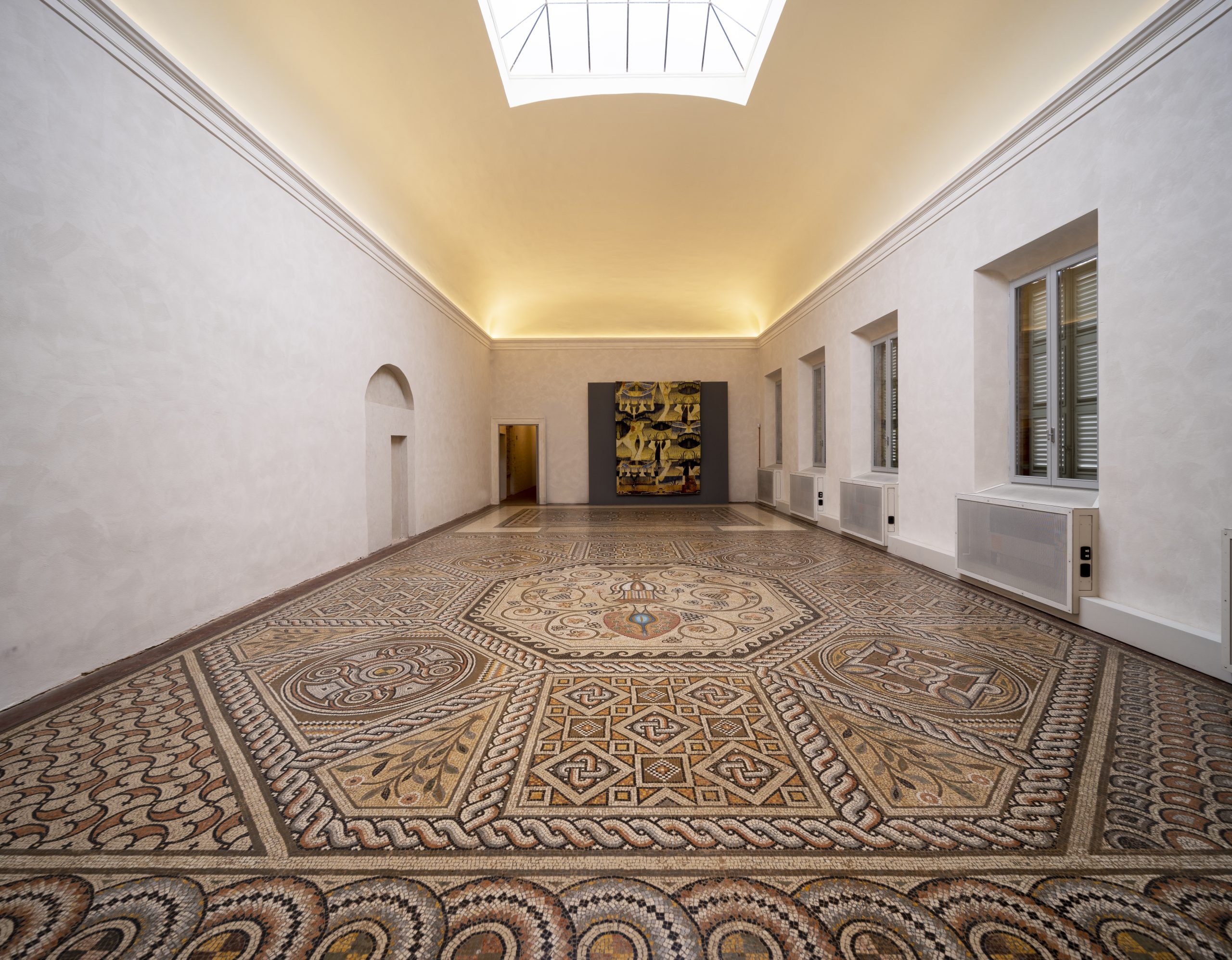 Maurizio Donzelli. Solstizio d'estate / Fragments, installation view, Biblioteca Classense, Ravenna